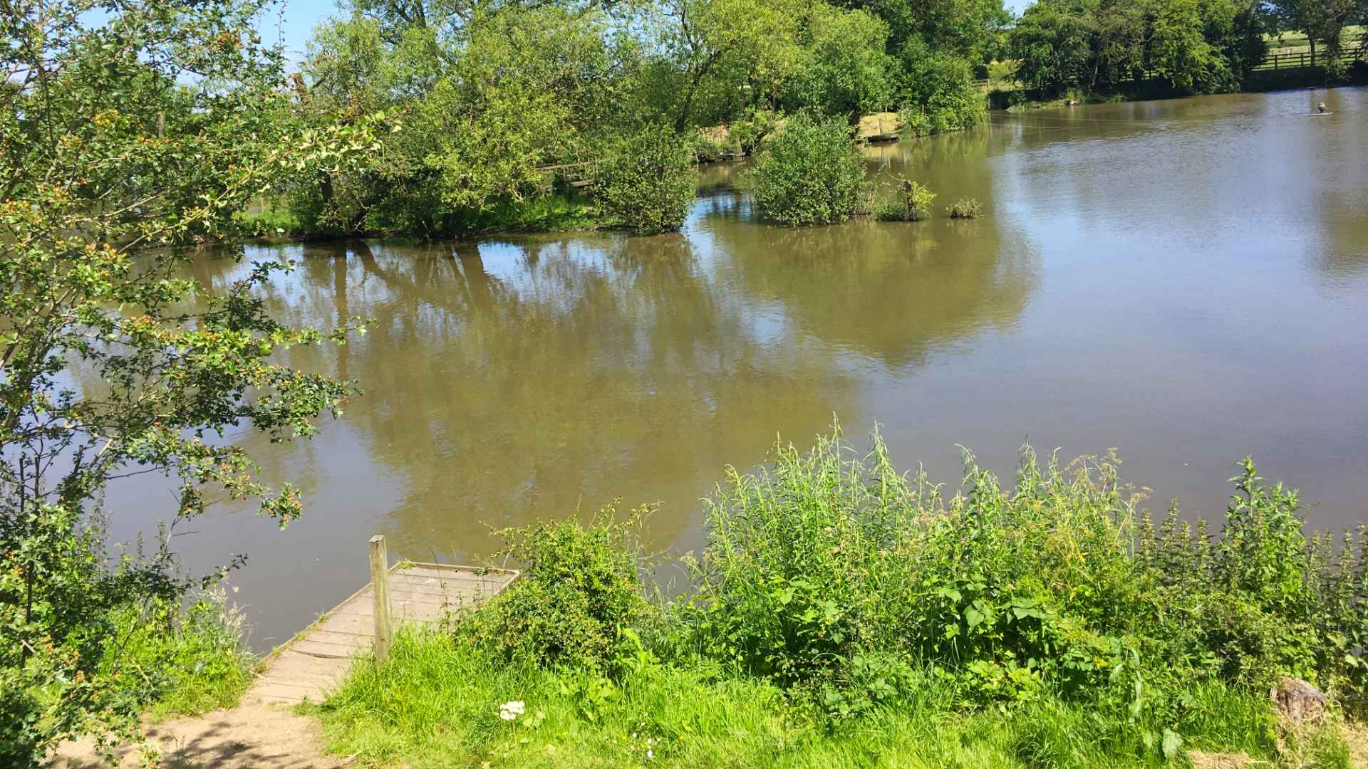 Morndyke Fishery fishing in Thirsk North Yorkshire